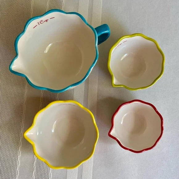 The Pioneer Woman Measuring Cup Set - Picture 11 of 16